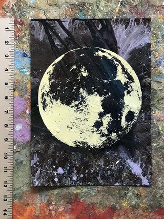 Moon (medium)